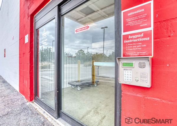 CubeSmart Self Storage - FL Bradenton Cortez Road West - 2300 Cortez Road West