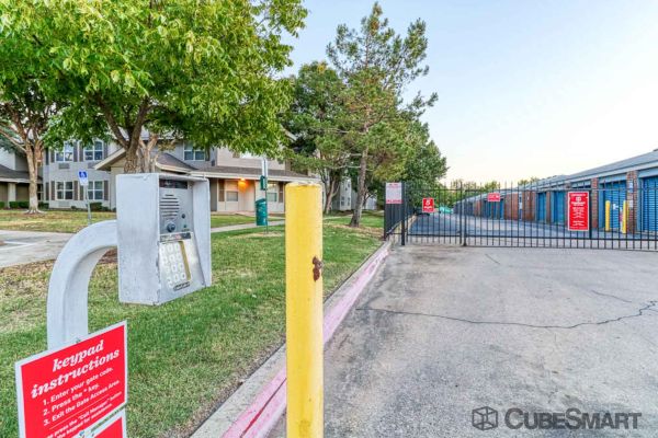CubeSmart Self Storage - TX Dallas Forest Lane - 3334 Forest Lane