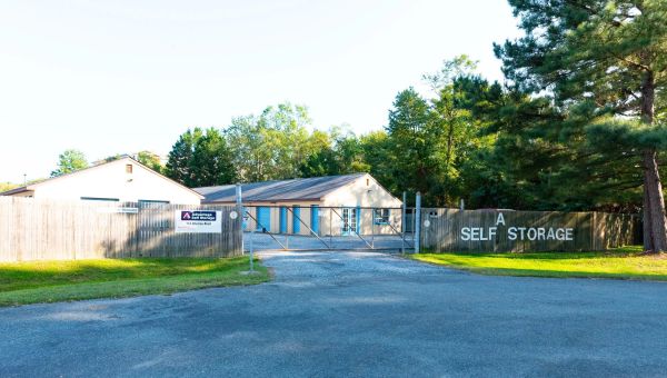 Advantage Self Storage - Cheslou Rd. - 112 Cheslou Road