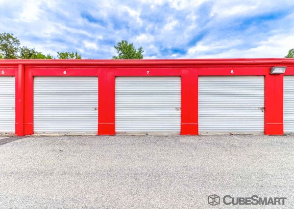 CubeSmart Self Storage - NY Poughkeepsie Van Wagner Rd - 212 Van Wagner Road