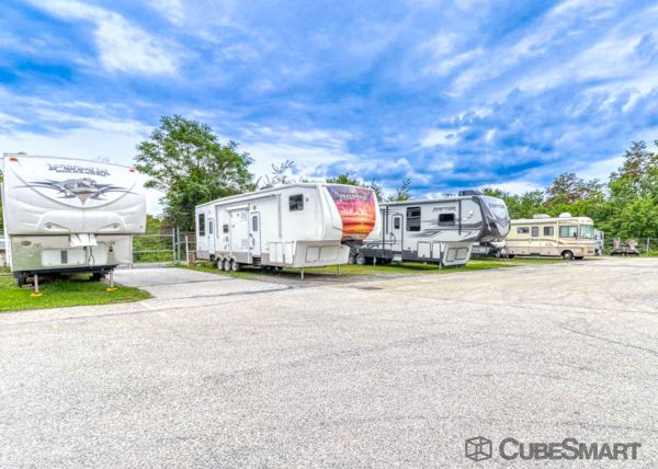 CubeSmart Self Storage - NY Poughkeepsie Van Wagner Rd - 212 Van Wagner Road