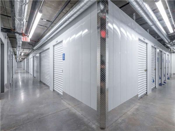 Extra Space Storage - 7372 - Tigard - Atlanta St - 7600 Southwest Atlanta Street