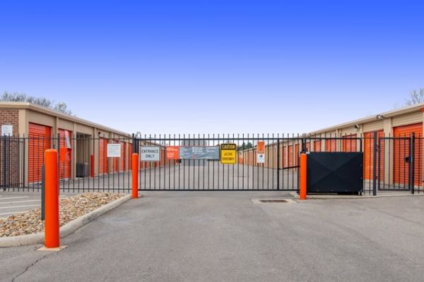 Public Storage - Powell - 72 Industrial Park Pl - 72 Industrial Park Pl
