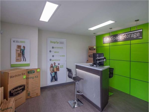 Extra Space Storage - 1661 - Montgomery - Monticello Dr - 6010 Monticello Drive