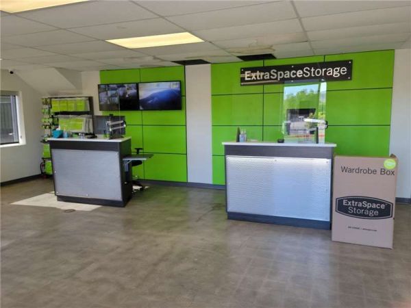 Extra Space Storage - 1014 - Newbury Park - Grande Vista Drive - 3101 Grande Vista Drive