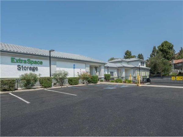 Extra Space Storage - 1008 - Thousand Oaks - N Duesenberg - 161 Duesenberg Drive