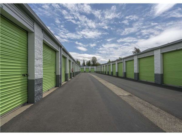 Extra Space Storage - 0689 - Santa Rosa - Hearn Ave - 496 Hearn Avenue