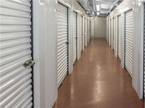 Extra Space Storage - 1375 - Kahului - Ala Makani St - 340 Ala Makani Street