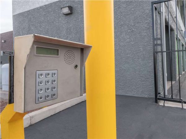 Extra Space Storage - 0160 - Las Vegas - W Oakey Blvd - 4901 West Oakey Boulevard