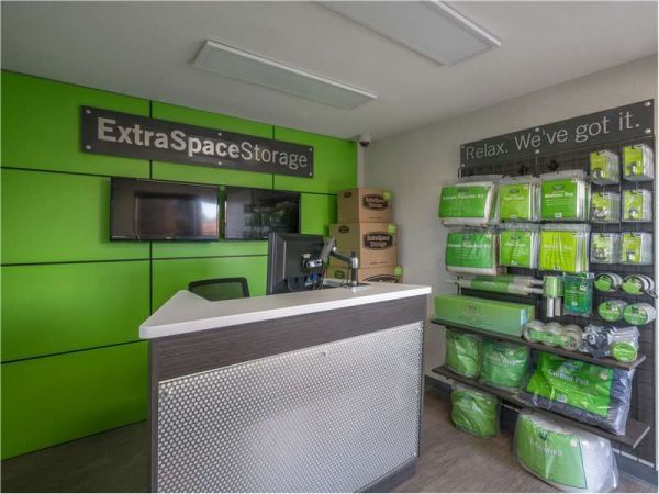 Extra Space Storage - 0160 - Las Vegas - W Oakey Blvd - 4901 West Oakey Boulevard