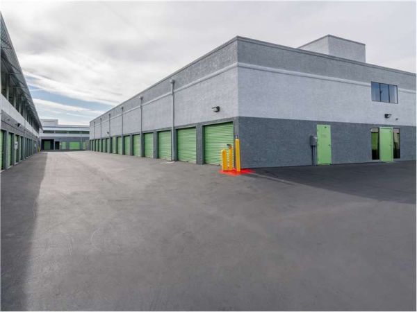 Extra Space Storage - 0160 - Las Vegas - W Oakey Blvd - 4901 West Oakey Boulevard