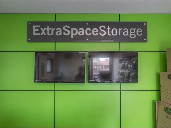 Extra Space Storage - 0160 - Las Vegas - W Oakey Blvd - 4901 West Oakey Boulevard