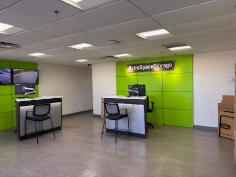 Extra Space Storage - 1733 - Las Vegas - Rancho Dr - 2025 North Rancho Drive