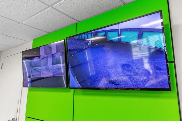 Extra Space Storage - 0330 - Hackensack - South River St - 270 South River Street