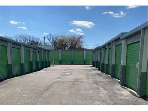 Extra Space Storage - 0690 - Staten Island - Arden Ave - 7 Arden Avenue