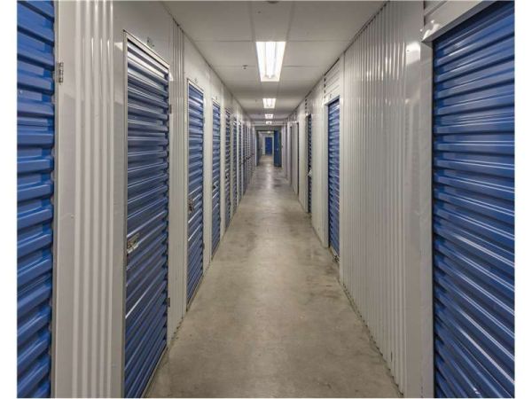 Extra Space Storage - 0690 - Staten Island - Arden Ave - 7 Arden Avenue
