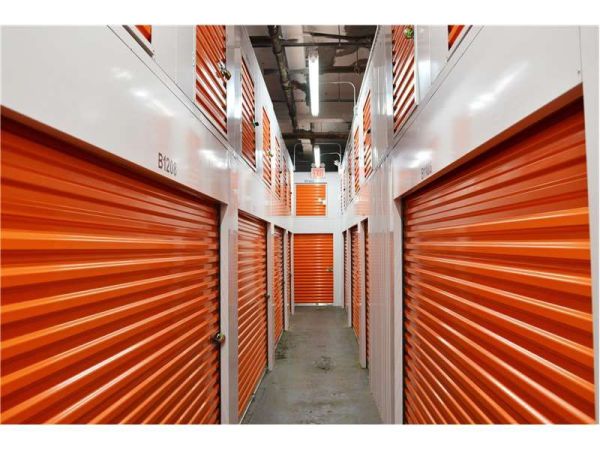 Extra Space Storage - 8881 - Bronx - Webster Ave - 1045 Webster Avenue