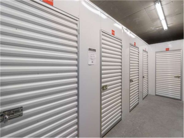 Extra Space Storage - 1036 - Doylestown - N Broad St - 390 North Broad Street