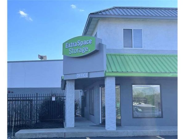 Extra Space Storage - 0767 - Chadds Ford - Wilmington- W Chester - 199 Wilmington West Chester Pike