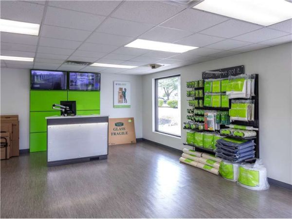 Extra Space Storage - 0767 - Chadds Ford - Wilmington- W Chester - 199 Wilmington West Chester Pike
