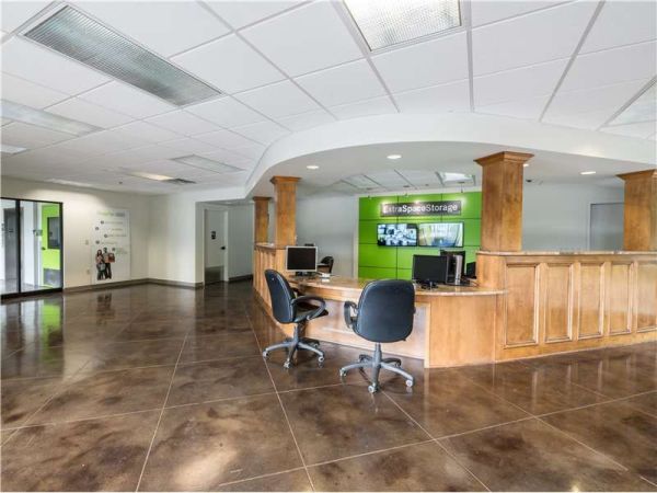 Extra Space Storage - 1758 - Knoxville - Ebenezer Rd - 735 Ebenezer Road