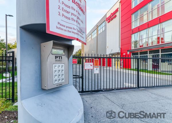 CubeSmart Self Storage - CT New London N Frontage RD - 391 North Frontage Road