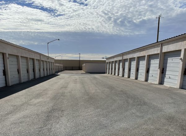 Kentucky Street Storage (2900 & 2901 W Kentucky Ave) - 2900 West Kentucky Avenue