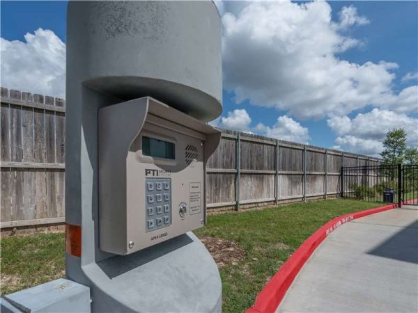 Extra Space Storage - 7453 - Spring - Harmony Park Crossing - 2690 Harmony Park Crossing