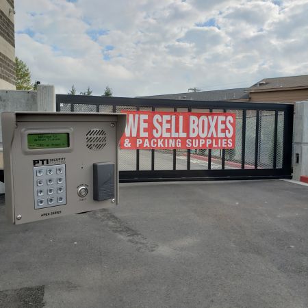 Anthem Self Storage - 1610 Southeast Everett Mall Way