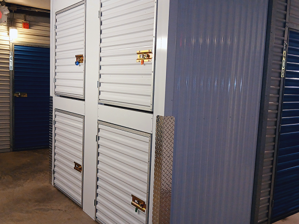 Storage Rentals of America - Waterbury - East Main St - 2454 East Main Street