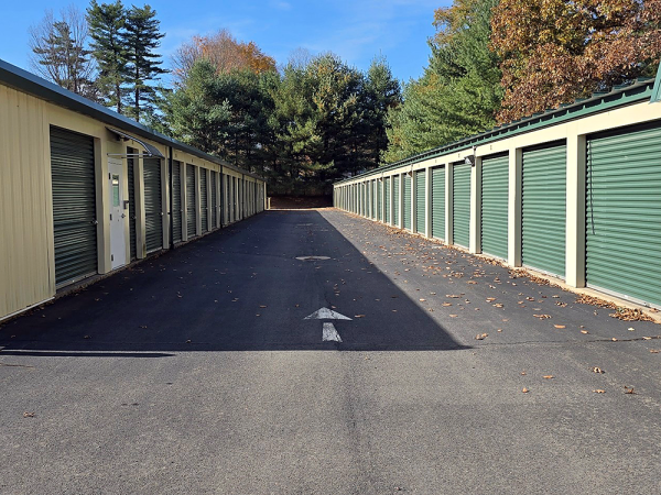 Storage Rentals of America - Simsbury Center - West Street - 123R West Street