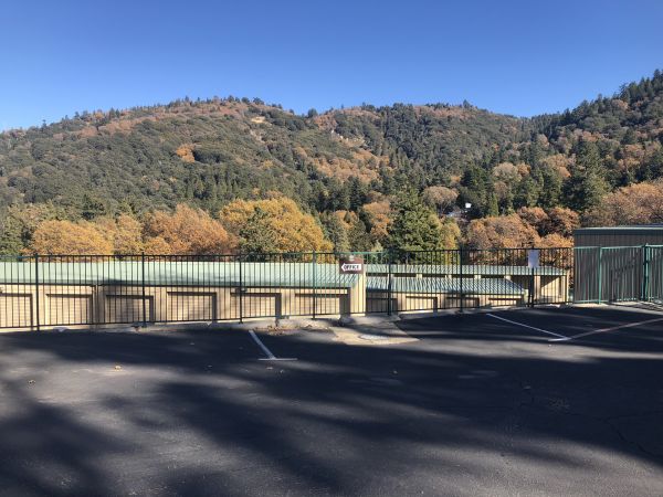 Lake Gregory Self Storage - 555 South Dart Canyon Road