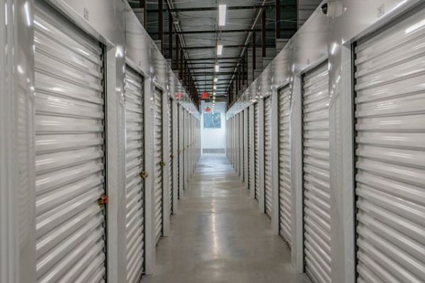 Public Storage - Rochester Hills - 2105 Avon Industrial Drive - 2105 Avon Industrial Drive