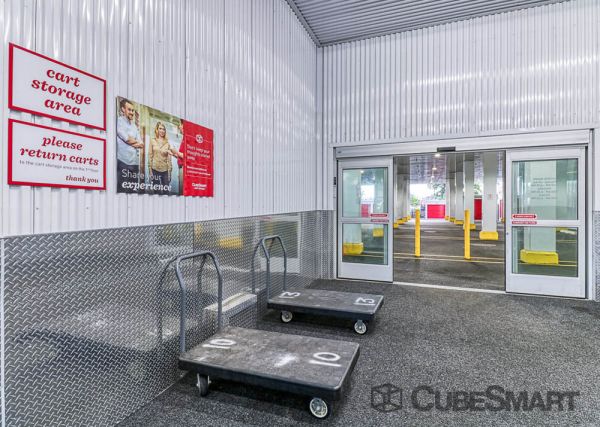CubeSmart Self Storage - NY College Point Whitestone Expressway - 31-40 Whitestone Expressway
