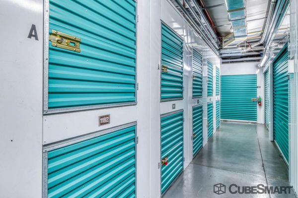 CubeSmart Self Storage - FL Edgewater North Ridgewood Avenue - 200 North Ridgewood Avenue