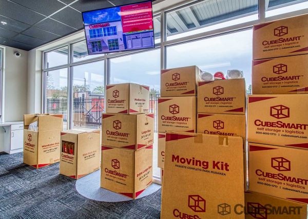 CubeSmart Self Storage - FL Jacksonville Kernan Blvd South - 1796 Kernan Boulevard South