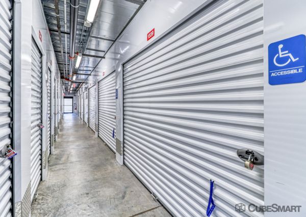 CubeSmart Self Storage - NJ Linden East Linden Avenue - 1940 East Linden Avenue