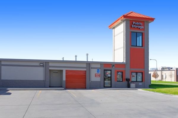 Public Storage - Omaha - 18175 Emiline St - 18175 Emiline St