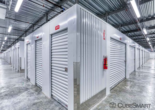 CubeSmart Self Storage - FL Miami Gardens NW 27th Ave - 17994 Northwest 27th Avenue
