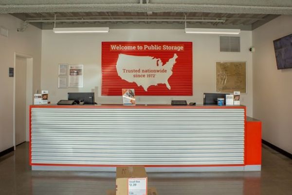 Public Storage - Littleton - 13361 W Bowles Ave - 13361 W Bowles Ave