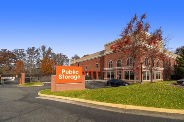 Public Storage - Woodbridge - 3340 Elm Farm Rd - 3340 Elm Farm Rd