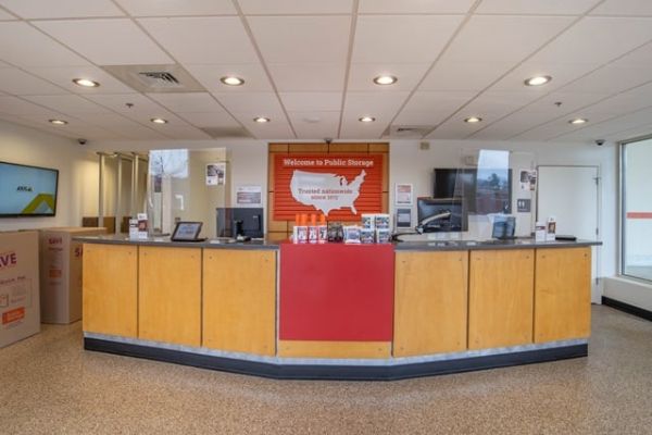 Public Storage - Lanham - 5201 Forbes Blvd - 5201 Forbes Blvd