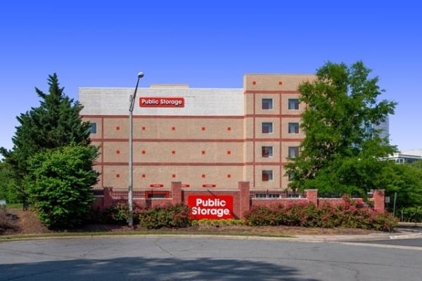 Public Storage - Reston - 2055 Mercator Dr - 2055 Mercator Dr
