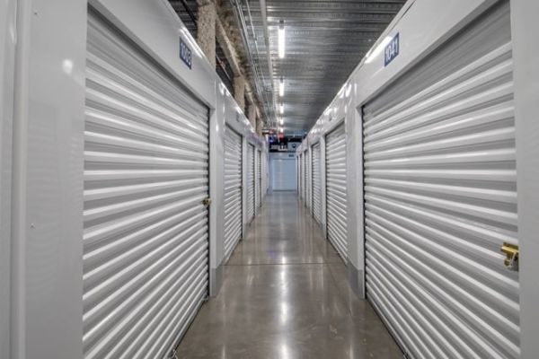 Public Storage - Fairfax - 3849 Pickett Rd - 3849 Pickett Rd