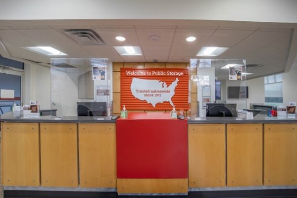 Public Storage - Capitol Heights - 800 Ritchie Rd - 800 Ritchie Rd
