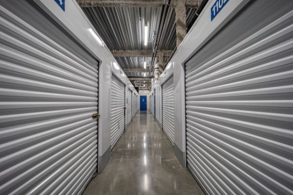 Public Storage - Fairfax - 3180 Draper Dr - 3180 Draper Dr