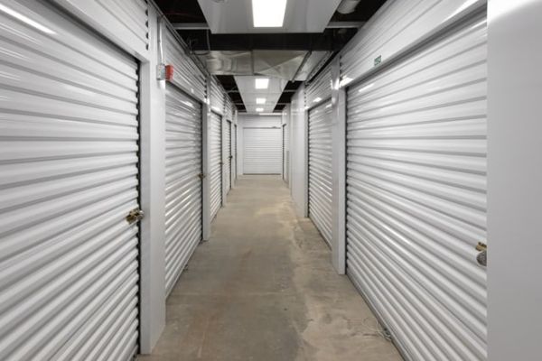 Public Storage - Omaha - 301 S 74th St - 301 S 74th St