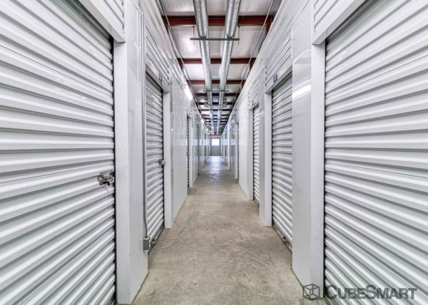 CubeSmart Self Storage - TX Cedar Hill East Beltline Road - 611 E Beltline Rd