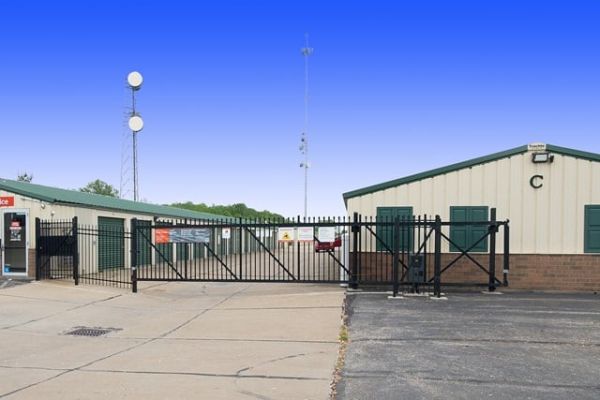 Public Storage - Medina - 7105 Wooster Pike - 7105 Wooster Pike