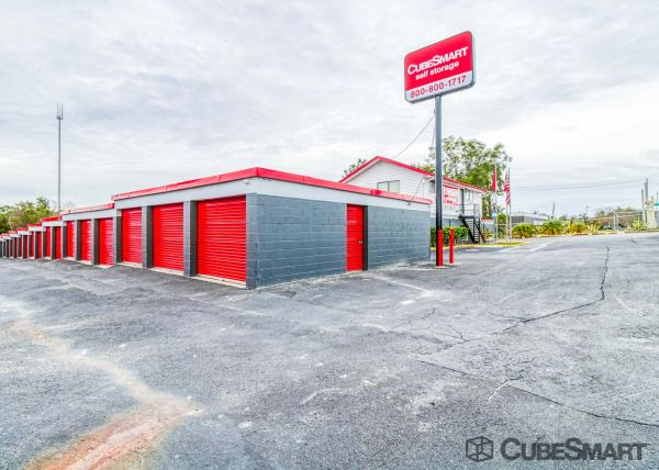 CubeSmart Self Storage - FL Jacksonville Southside Blvd - 3700 Southside Boulevard
